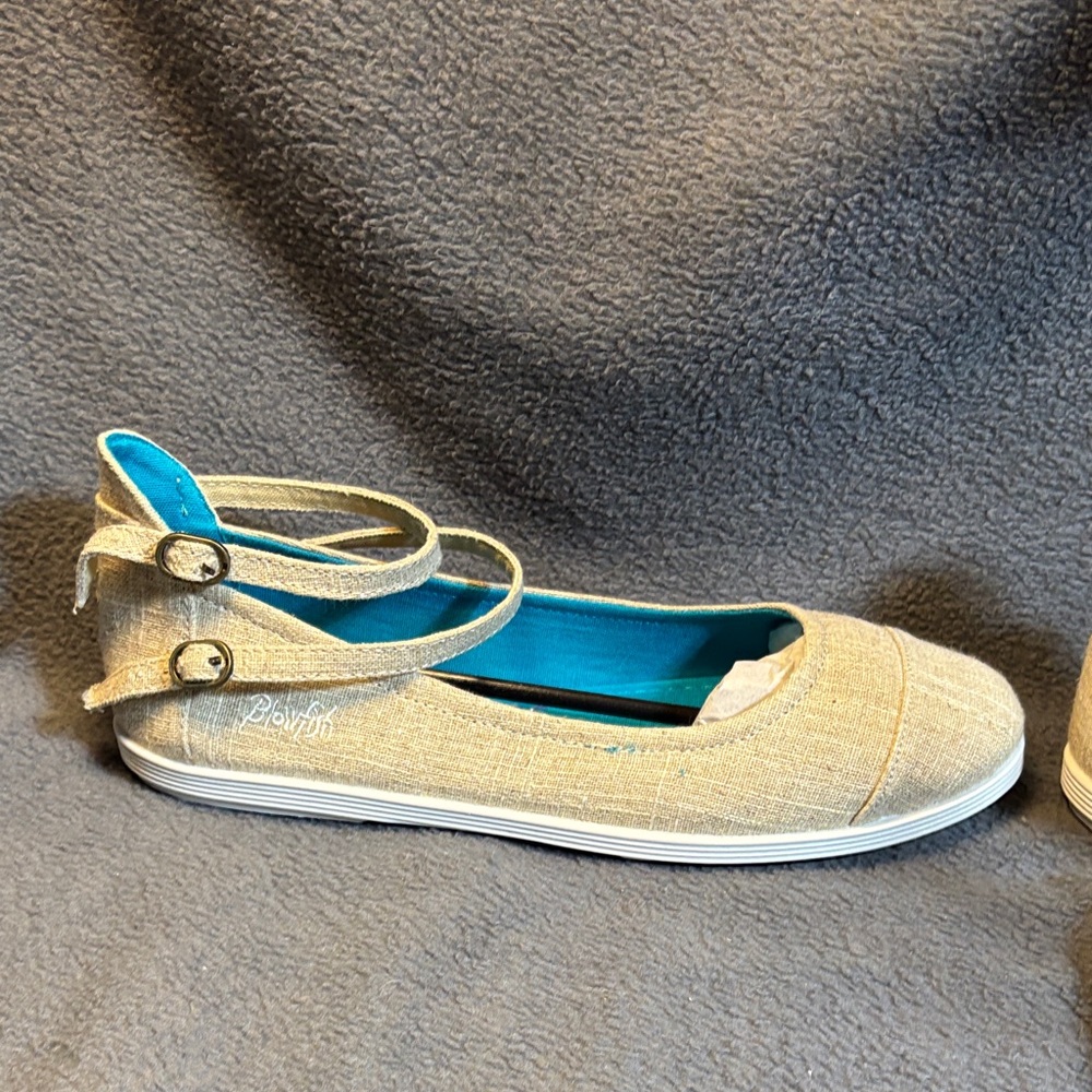 Elegant Beige Mary Jane Flats - Picture 4 of 8